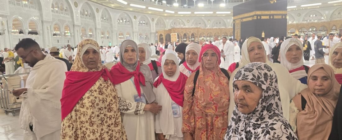 عمرة المرأة من المغرب: المحرم ولباس الإحرام والحيض ونصائح عملية للمعتمرة